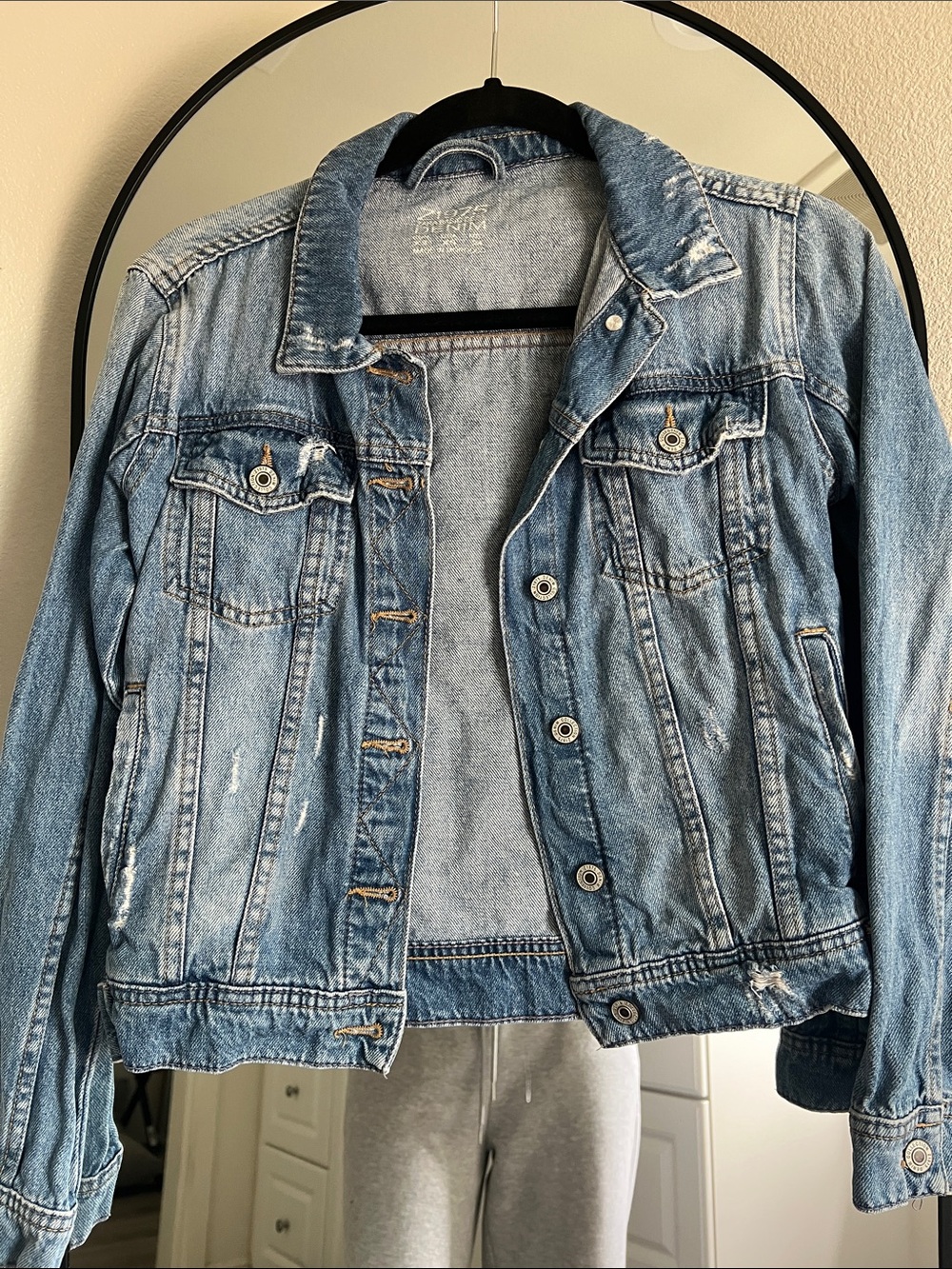Light Wash Denim Jacket - Blue